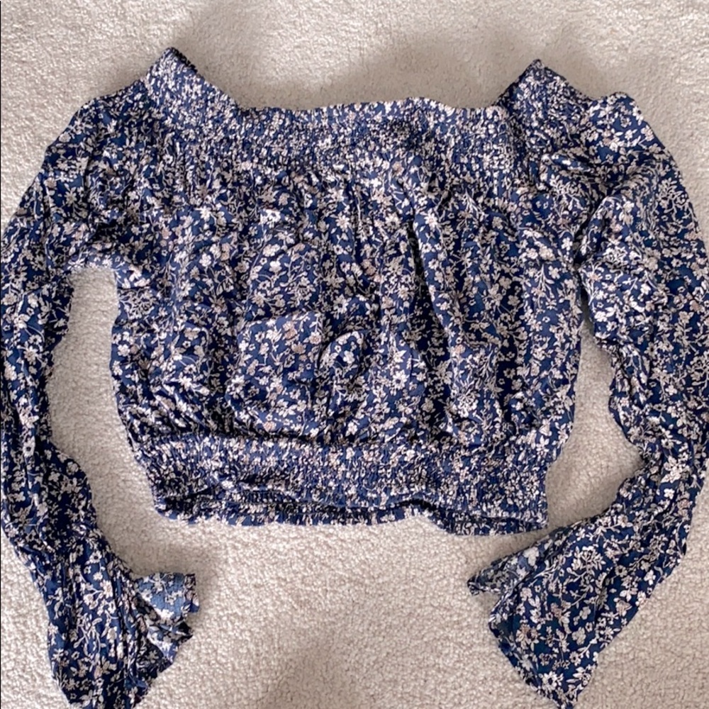 Off the shoulder floral smocked crop top